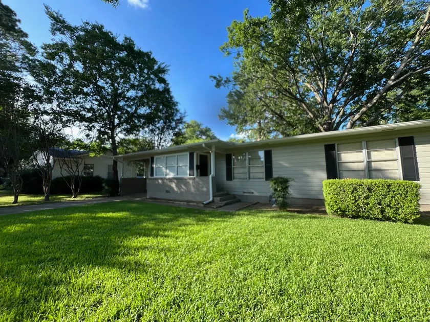 The Boyd House - Image 1