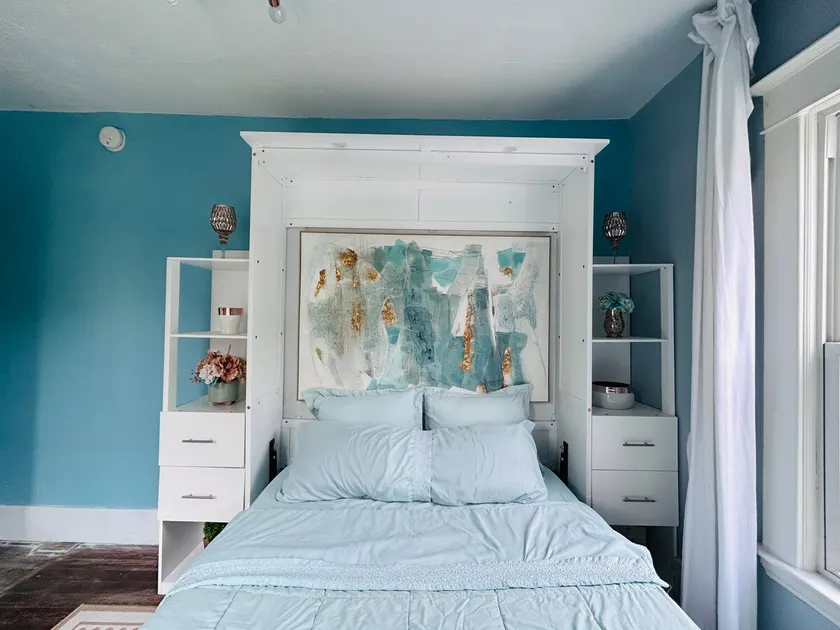 1BR/1BA Just 5 Minutes to Downtown - Image 1