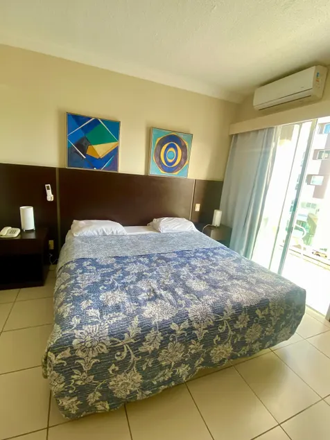 Flat 4 steps from the beach - Image 1