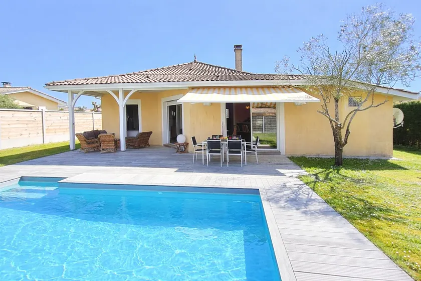 Villa Harmonie – Pool & Well-Being - Image 1