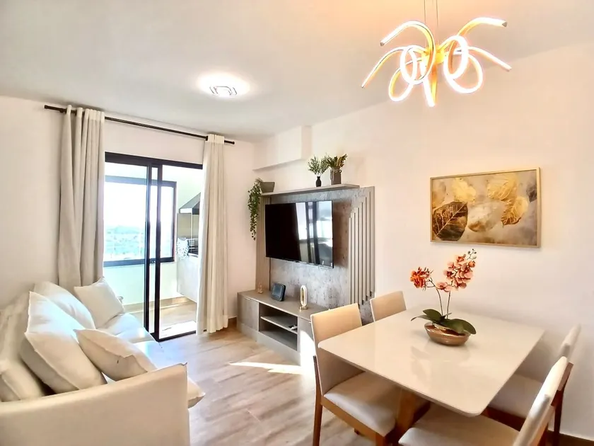 Location, Comfort and Style - Image 1