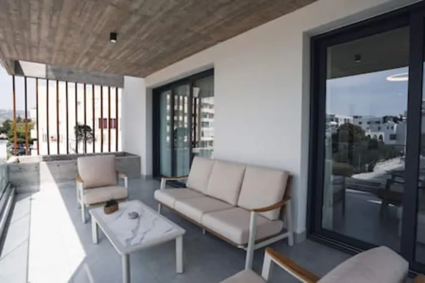 Mira Paphos - 2bdr Apartment with Private Terrace - Image 1
