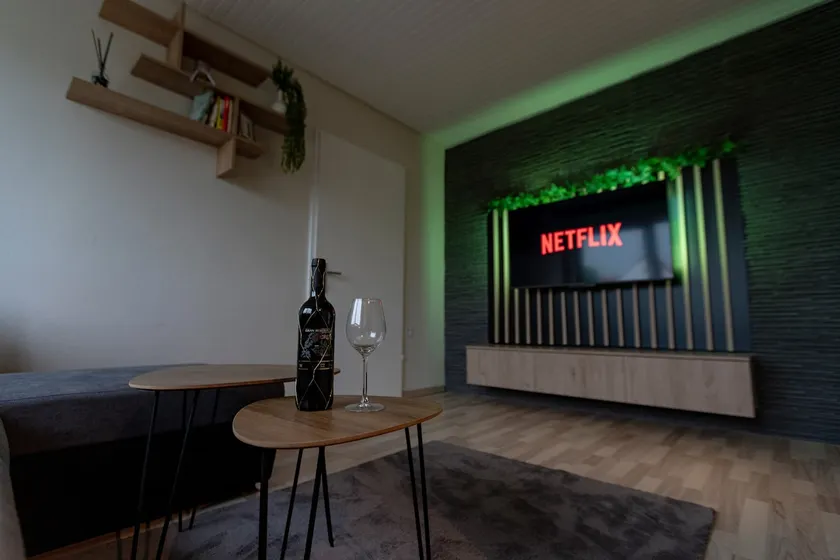 Modern Cozy Apartment With Stars - Image 1