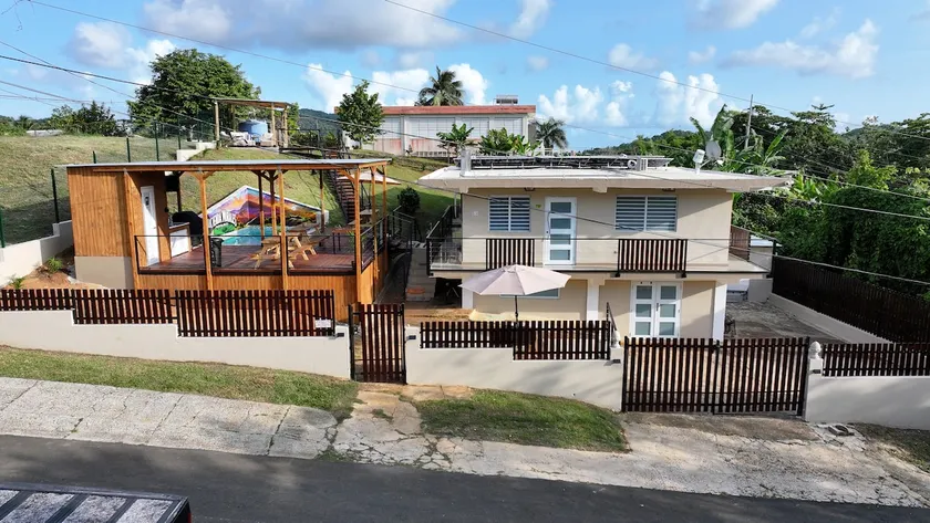 Rustic Retreat- El Yunque view, pool and game room - Image 1