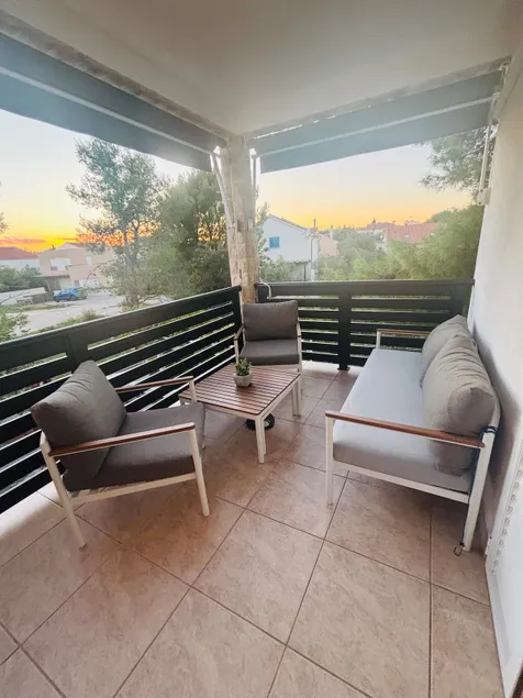 Two bedroom apartment - Image 1