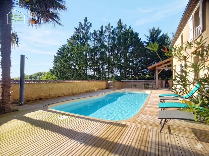 Gascon house, pool, and superb Pyrenees views - Image 1