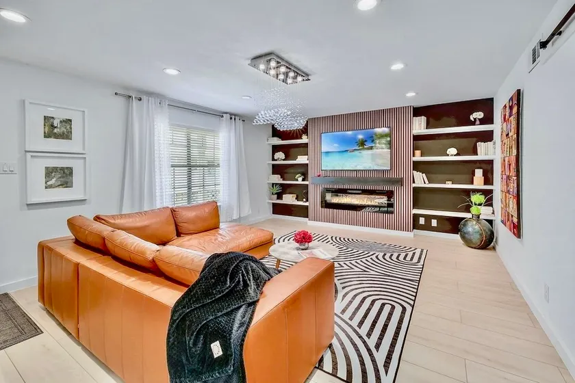 Modern Luxury Flat! - Image 1
