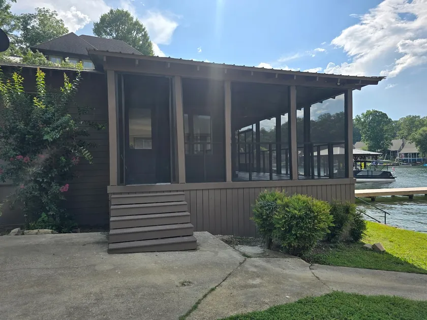 The Porch House - Image 1