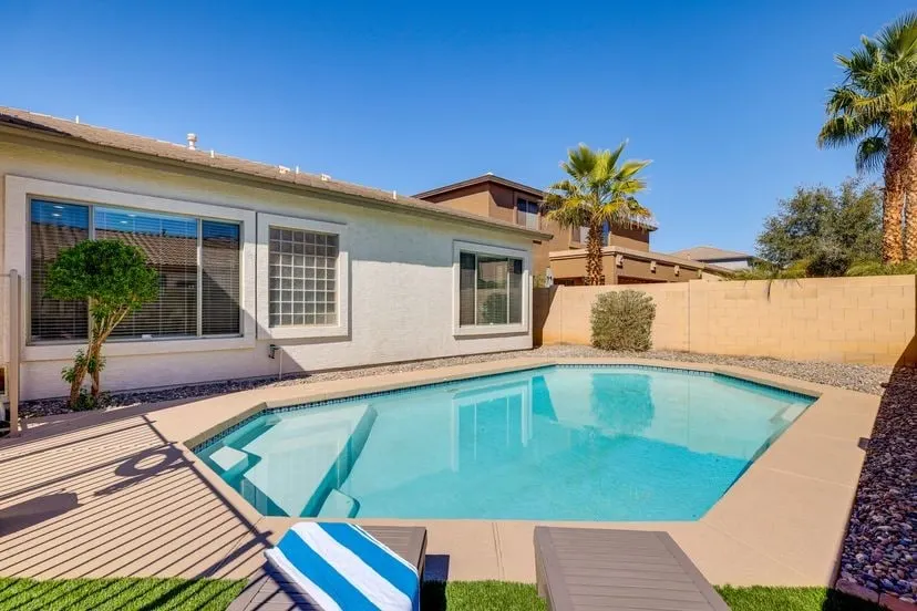 Surprise Getaway with Heated Pool! Spring Training - Image 1