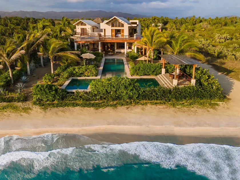 Beach House with Private Pool | Casa Quinta Nayaa - Image 1