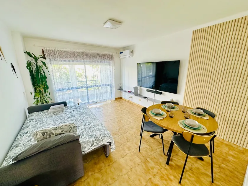 Milennium Holiday Apartment - Image 1