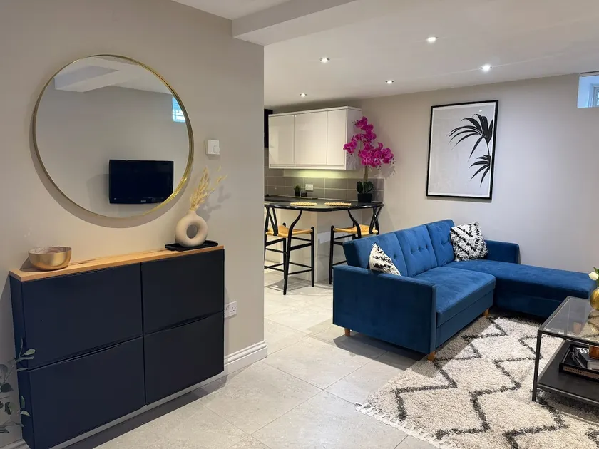 Central Bury Apartment with Private Entrance - Image 1