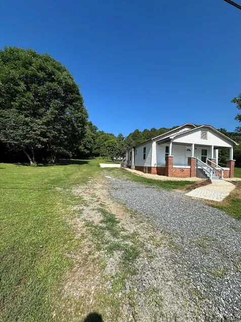 Home in Lenoir - Image 1
