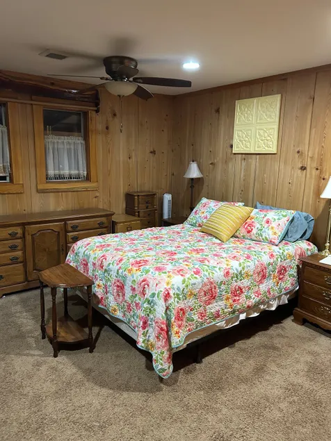 Hughes Cabin - Image 1