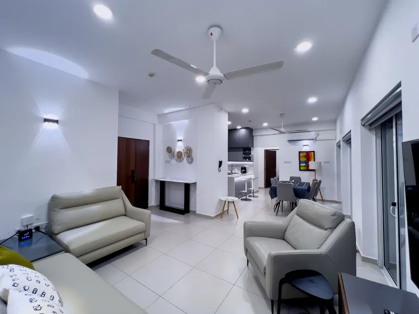 Luxury Apartment in Colombo - Image 1