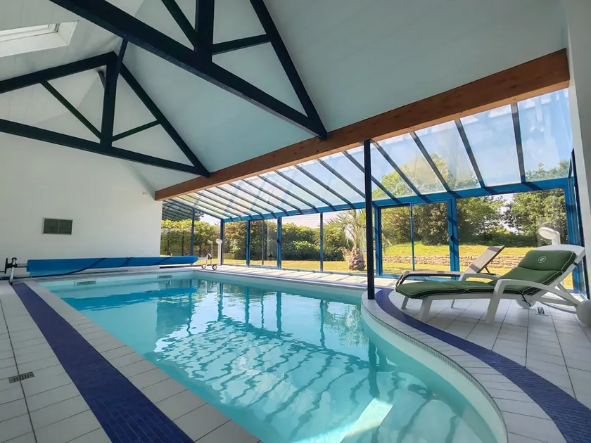CGS - Country House with Indoor Pool - Image 1
