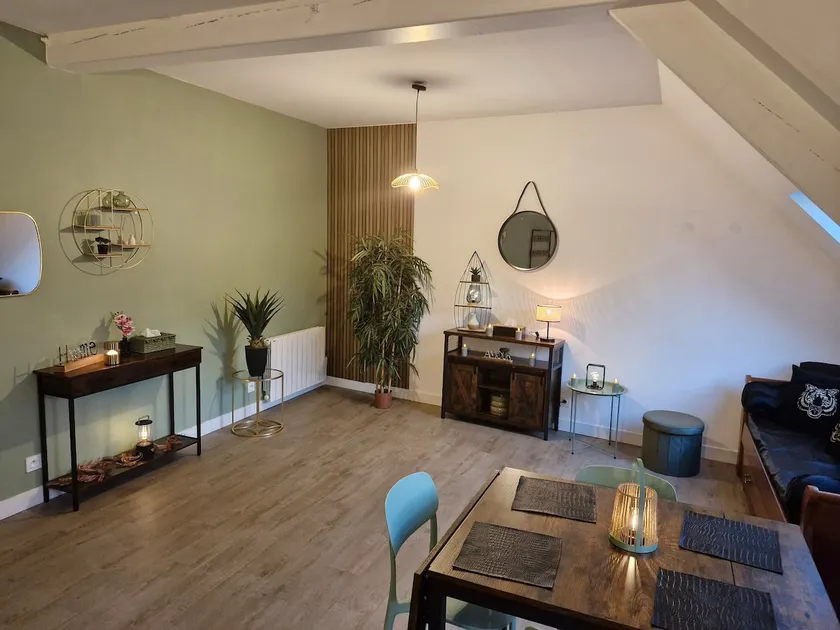 2 renovated rooms in the center of Crécy, close to Disney - Image 1