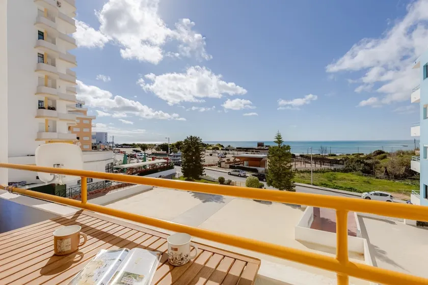 Max Crib Sea front Apart with AC and garage - Image 1