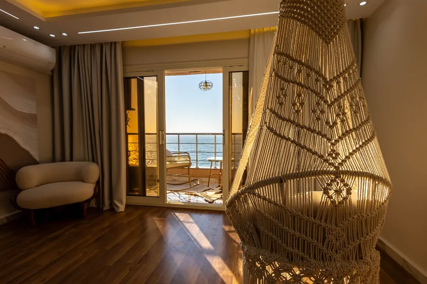 Aura properties | Cozy & Stylish Stay - Image 1