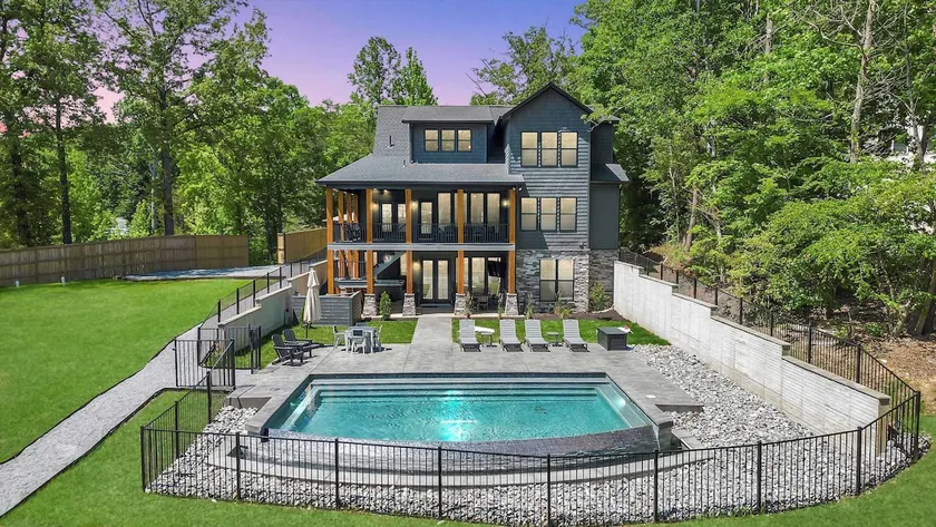 Lakefront Luxury - 10BR, Pool w/ Heat, Hot Tub - Image 1