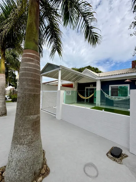 Fully equipped house 2 blocks from the sea and close to everything! - Image 1
