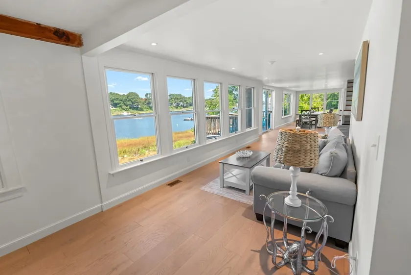 Rivers Edge-Boat slip Pet-Friendly Large Space - Image 1