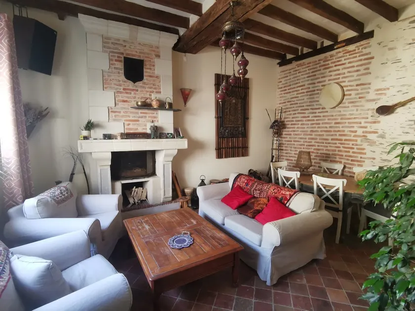 Unique house with gardens indoor. - Image 1