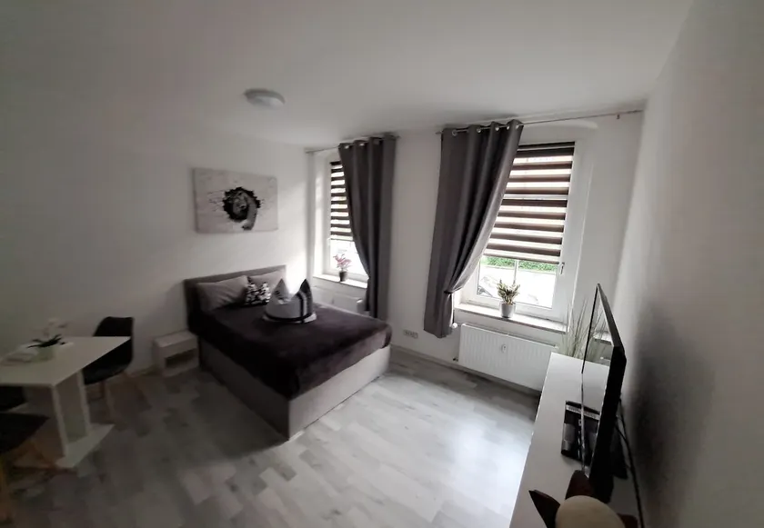 1 room apartment on the ground floor - Image 1