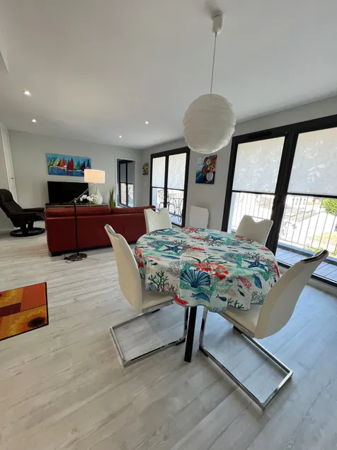 ”Keriolet” luxury apartment in the city center, sleeps 4 - Image 1