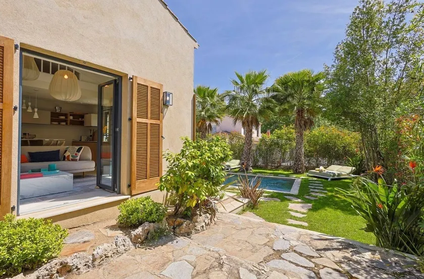 renovated villa 3 bedrooms heated pool - Image 1