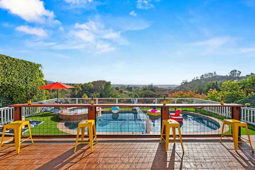 The Overlook at Vista Verde - Image 1