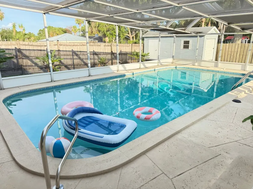 Central Lklnd Pool Home, Pet Friendly! - Image 1