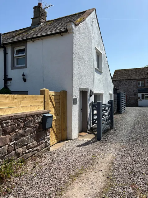 Charming cosy cottage near the Lake District - Image 1