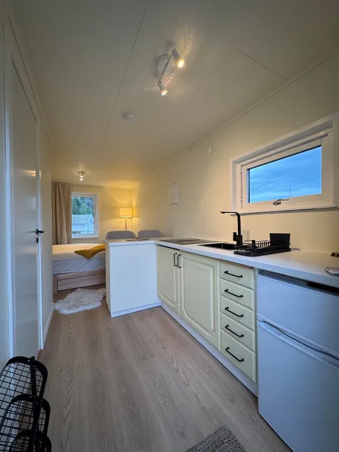 Newly-renovated guest house by the sea! - Image 1