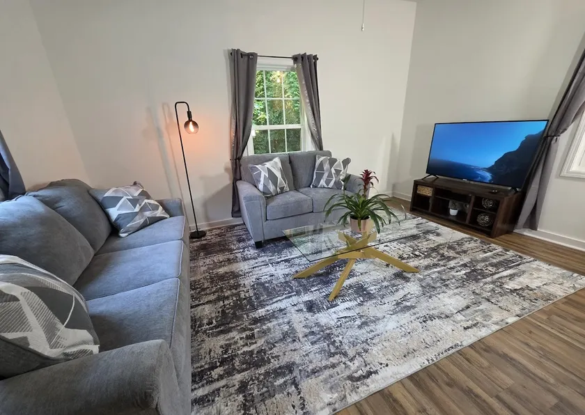 2-BR Modern Home for Families & Work - Image 1