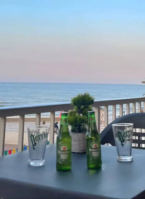 Oceanfront - Image 1