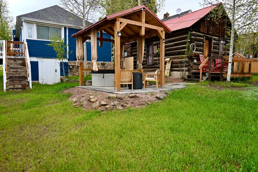 Reunion Ready In Town 2 Homes! - Image 1