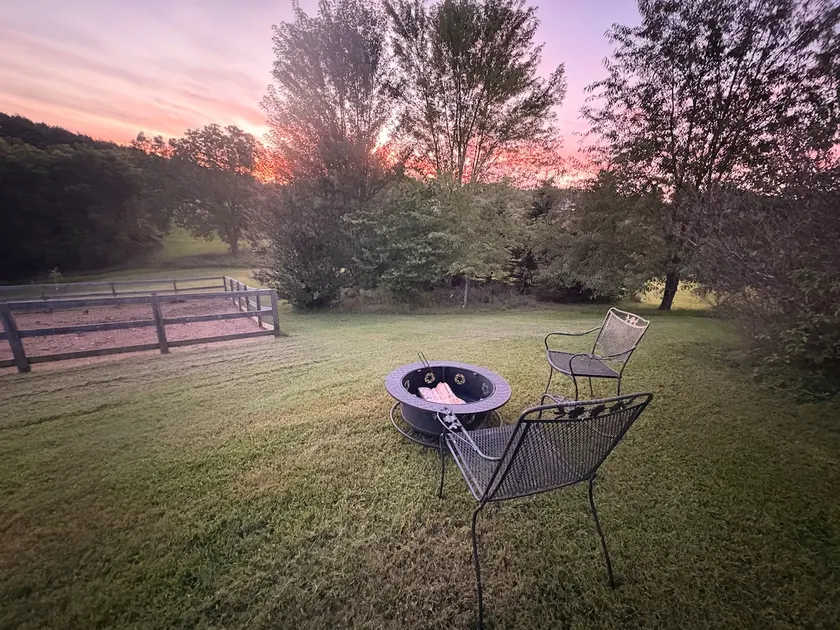 Charming Homestead - 1.2 miles from town of Floyd - Image 1