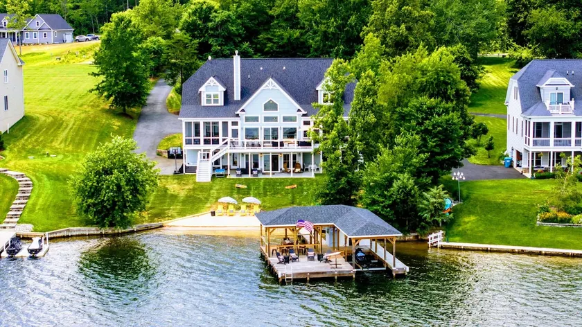 Lakefront Lake Anna, Boat Dock, Deck Views - Image 1