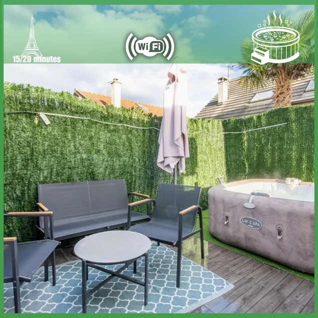 Relaxing getaway: private hot tub, terrace, and air conditioning - Image 1