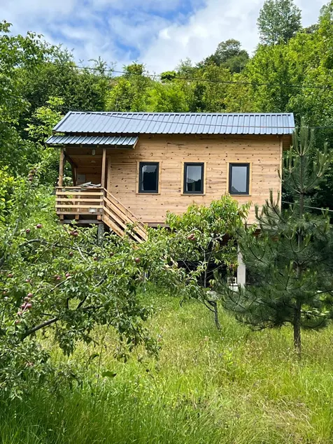Veranda with Mountain View - Image 1