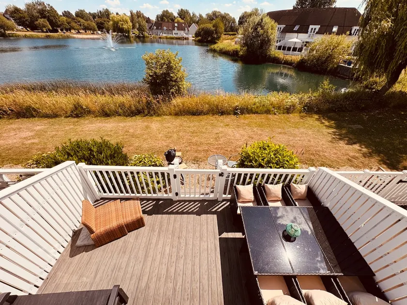 Barneys Retreat - Lakeside Getaway - Image 1