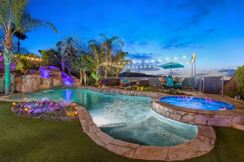 The Palms at Casa Solara - Image 1