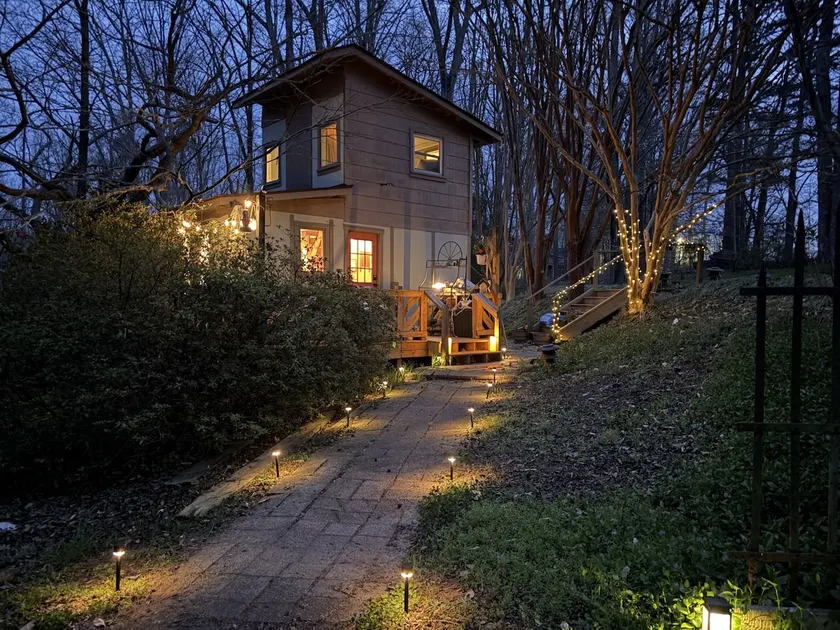 Tiny Home Getaway in the Woods - Image 1