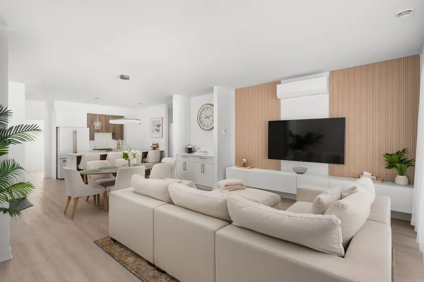 3BR Condo | Jacuzzi & Home Office | Mirabel - Image 1