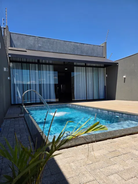 Beautiful house, 2 en-suites, air-conditioned gourmet area. - Image 1