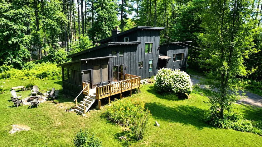 Cozy House 10 Min To Lake George - Image 1