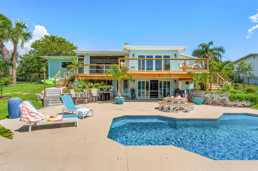 Mango Shores: Riverfront W/Pool & Pet-Friendly! - Image 1