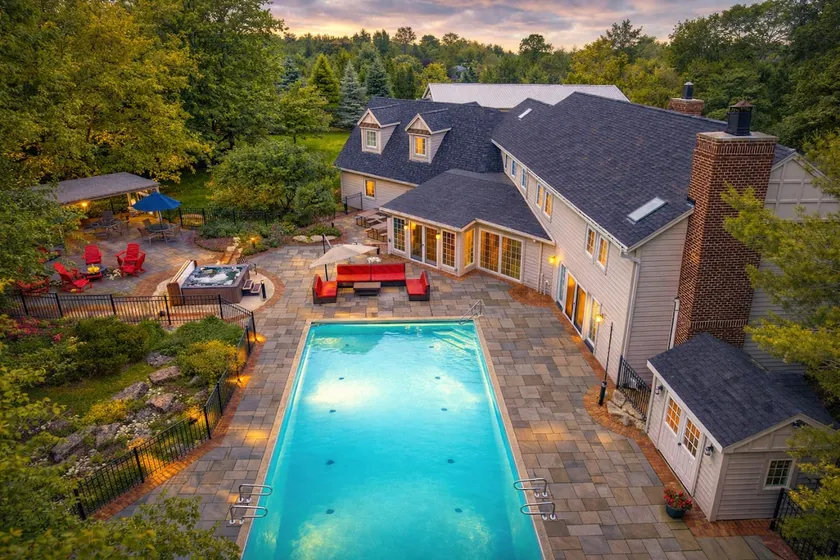 Lighthouse | 9BR Resort · Pool · Arcade · Hot Tub - Image 1