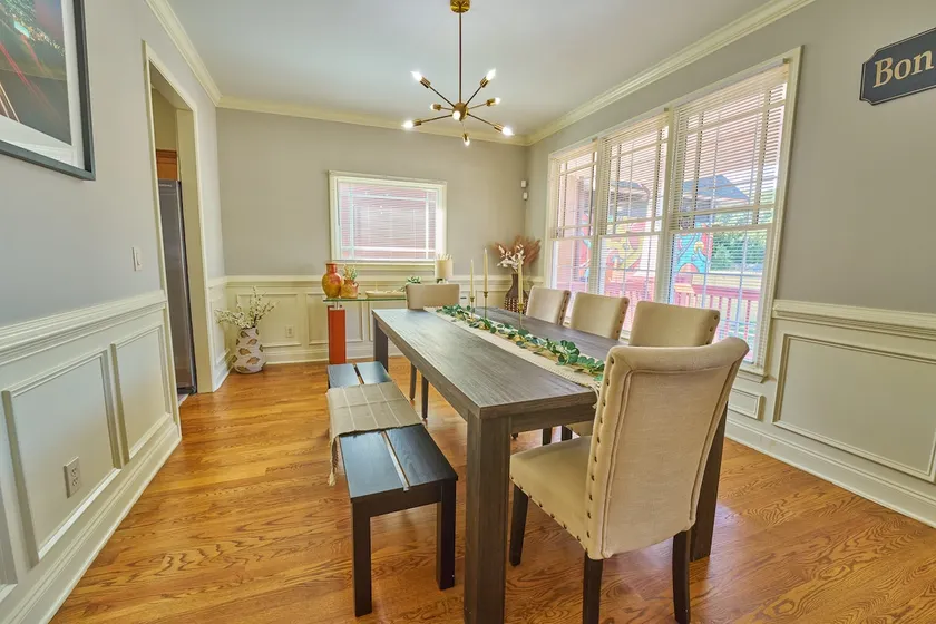 Cozy Stay Near Airport & Downtown ATL - Image 1